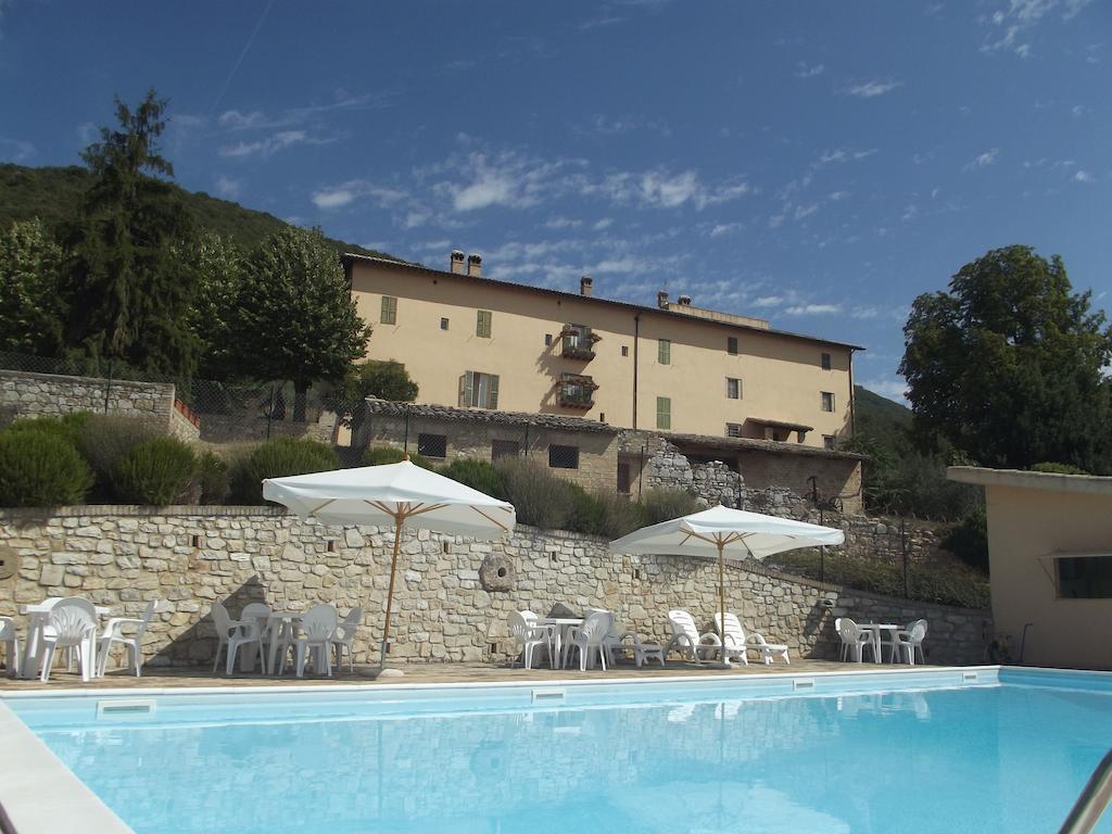 Agriturismo Villa Gabbiano Capodacqua  Luaran gambar