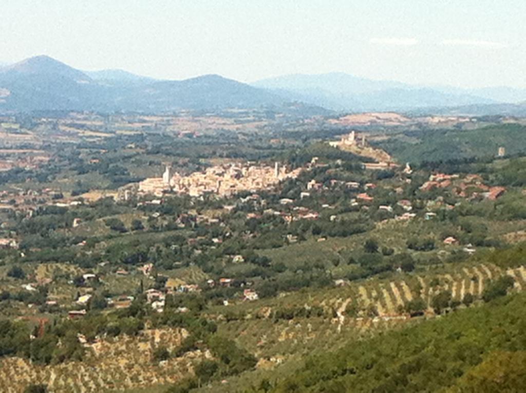 Agriturismo Villa Gabbiano Capodacqua  Luaran gambar