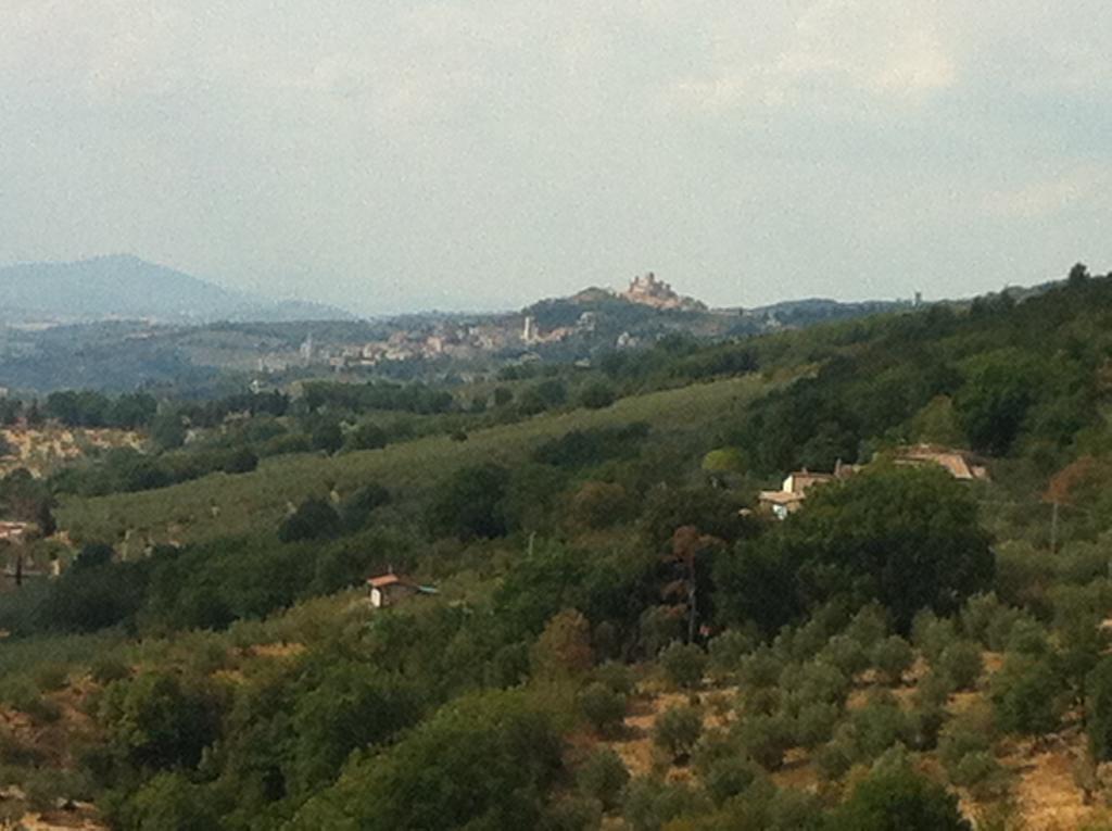 Agriturismo Villa Gabbiano Capodacqua  Luaran gambar