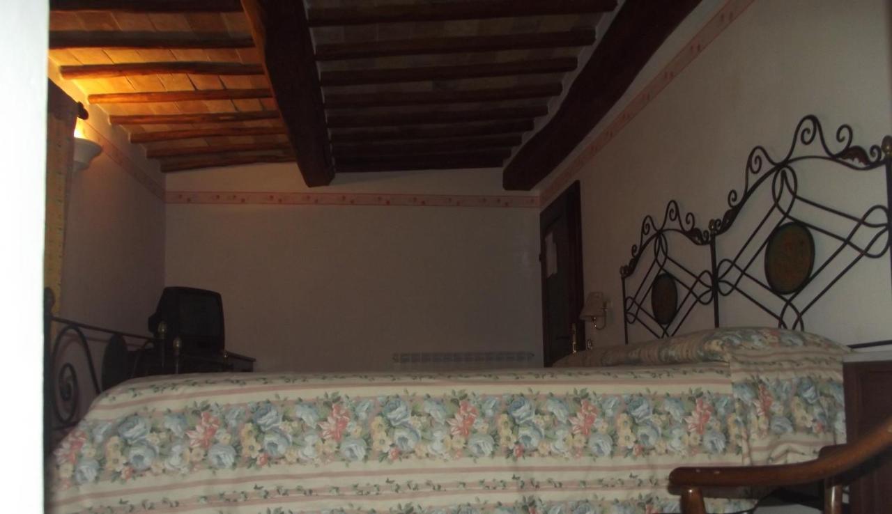 Agriturismo Villa Gabbiano Capodacqua  Bilik gambar